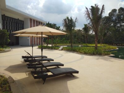 Patio Parasol
Many designs of patio parasols are stocked at decon, those are multi-functional parasols can tit and turn 360 degree, some are with middle pole and wooden frames, and some are with side poles with powder coated aluminum frame, we are parasols with many prices from Ringgit Malaysia three hundred till three thousand ringgit Malaysia.
For more information, please visit our website at www.decondesigns.com  or contact us  at +60167960331