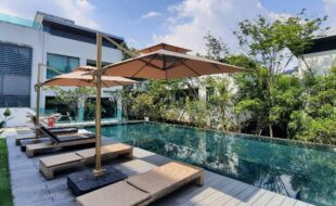 Garden Umbrella Supplier Malaysia
DeconDesigns is your trusted Garden Umbrella Supplier in Malaysia, offering a wide selection of high-quality umbrellas suitable for residential and commercial use. Our umbrellas are designed to provide optimal shade and protection from the tropical sun, rain, and wind while enhancing the aesthetics of your outdoor space. We supply durable, weather-resistant umbrellas in various sizes, colors, and designs, ideal for gardens, patios, cafes, hotels, and resorts. Easy to operate and maintain, our umbrellas combine practicality, elegance, and long-lasting performance. As a leading supplier in Malaysia, DeconDesigns is committed to delivering top-notch outdoor shading solutions that meet your functional and aesthetic needs. Partner with us to elevate your outdoor spaces with premium, stylish, and reliable garden umbrellas.
please visit our website at www.decondesigns.com  or contact us  at +60167960331