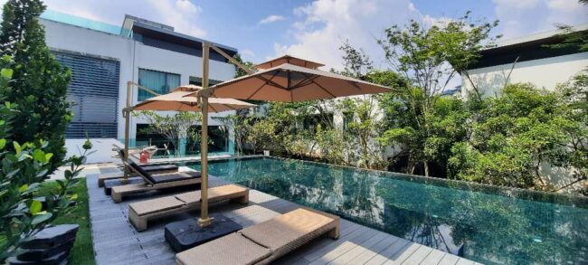 Garden Umbrella Supplier Malaysia
DeconDesigns is your trusted Garden Umbrella Supplier in Malaysia, offering a wide selection of high-quality umbrellas suitable for residential and commercial use. Our umbrellas are designed to provide optimal shade and protection from the tropical sun, rain, and wind while enhancing the aesthetics of your outdoor space. We supply durable, weather-resistant umbrellas in various sizes, colors, and designs, ideal for gardens, patios, cafes, hotels, and resorts. Easy to operate and maintain, our umbrellas combine practicality, elegance, and long-lasting performance. As a leading supplier in Malaysia, DeconDesigns is committed to delivering top-notch outdoor shading solutions that meet your functional and aesthetic needs. Partner with us to elevate your outdoor spaces with premium, stylish, and reliable garden umbrellas.
please visit our website at www.decondesigns.com  or contact us  at +60167960331